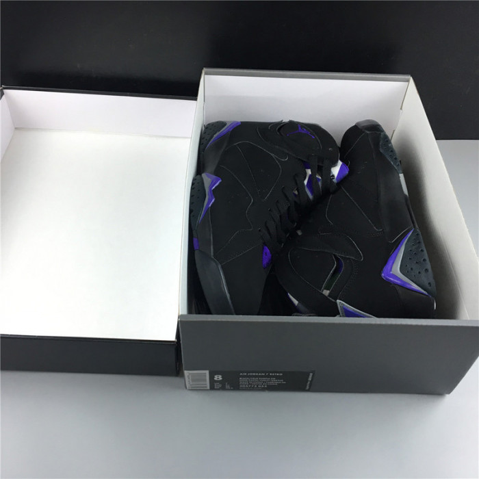 AIR JORDAN 7 RETRO RAY ALLEN BUCKS 304775-053
