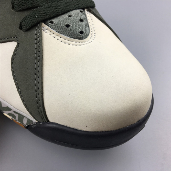 PATTA X AIR JORDAN 7 “ICICLE” AT3375-100