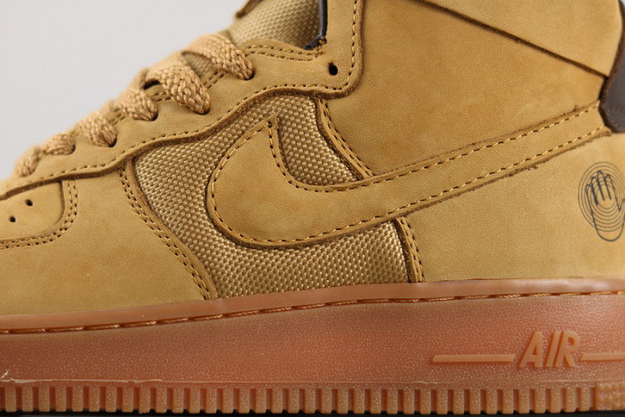 AIR FORCE 1 HIGH BOBBITO MAC N CHEESE 318431-771