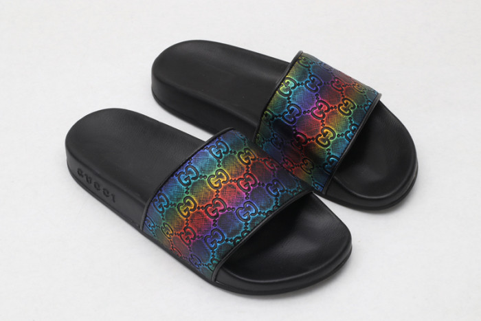Gu66 SLIPPERS