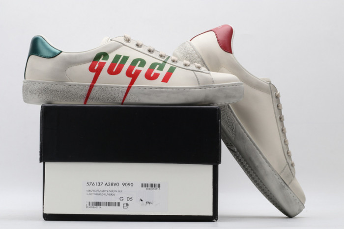 Gu66 Ace Embroidered Low-Top Sneaker 576137 A38V0 9090