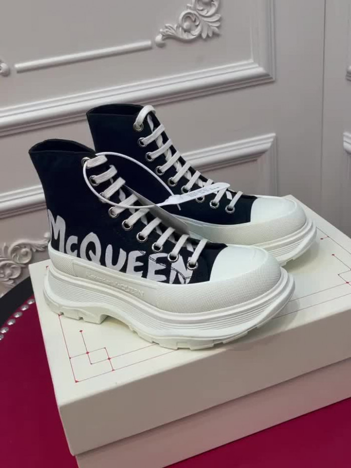 MQ Sneakers