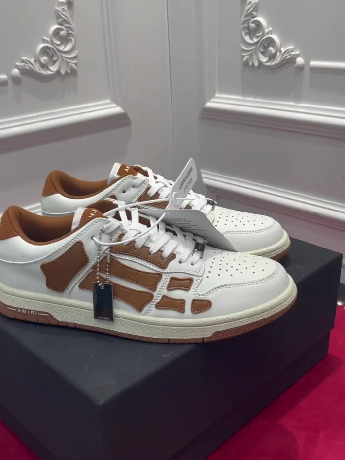 AM1R1 Skel Top Low