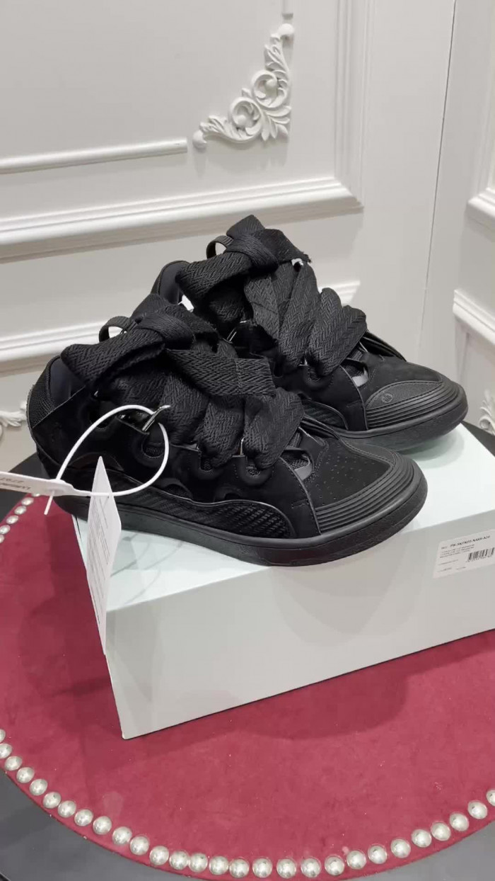 LANEVN Sneakers