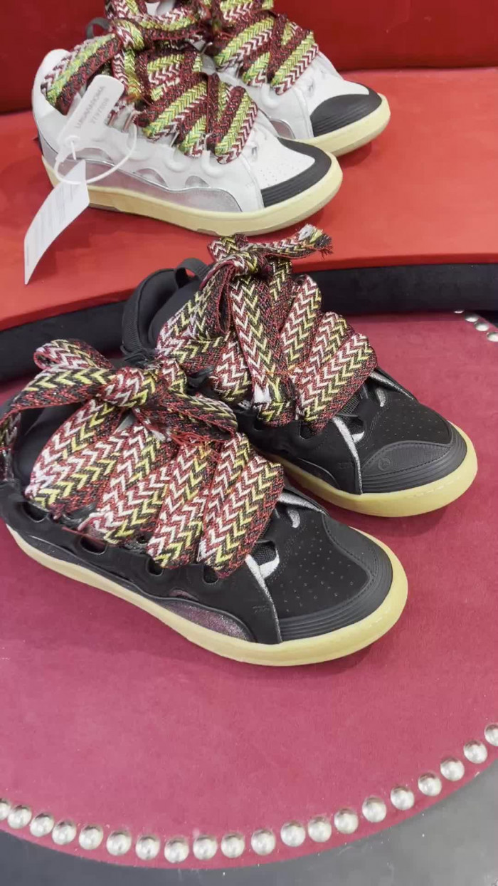 LANEVN Sneakers