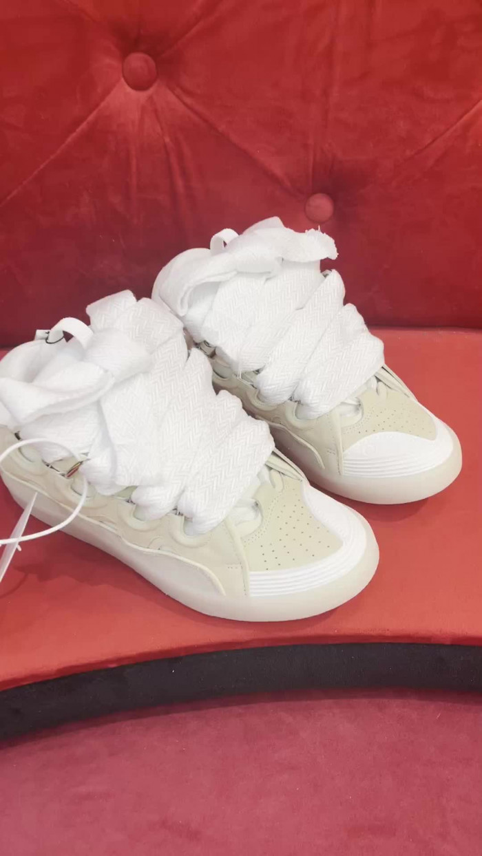 LANEVN Sneakers