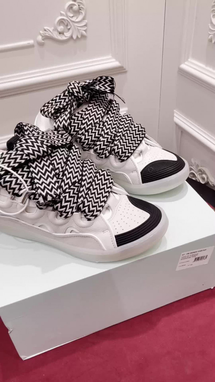 LANEVN Sneakers