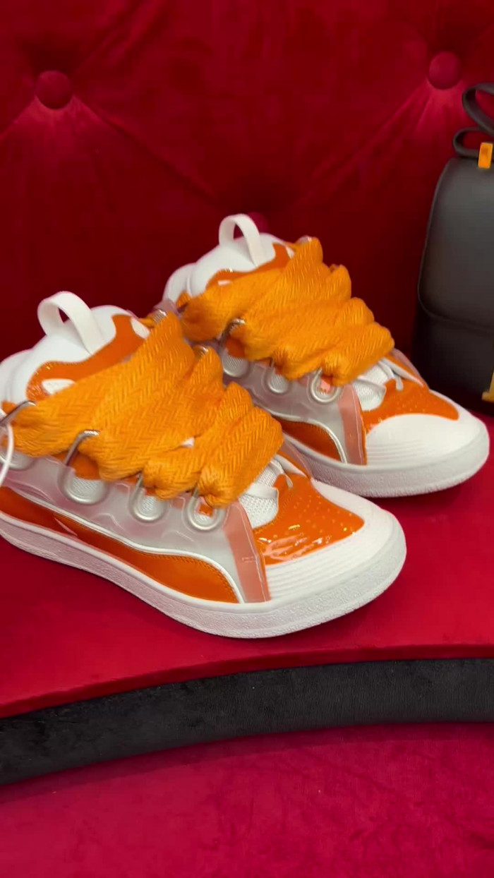 LANEVN Sneakers