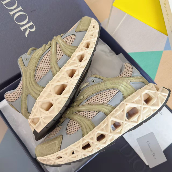 D10R B35 Sneaker