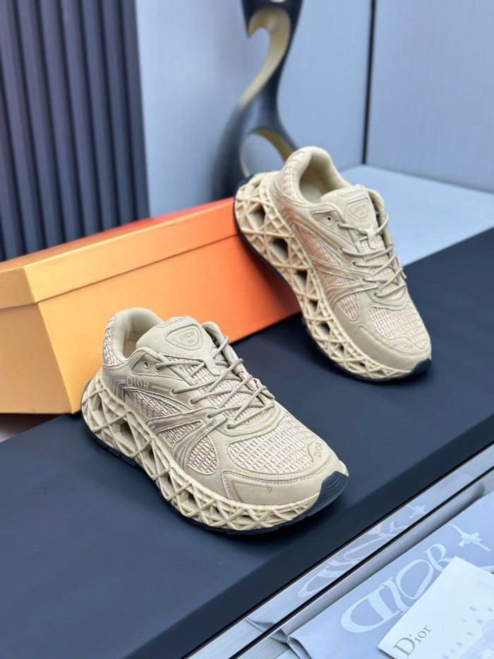 D10R B35 Sneaker