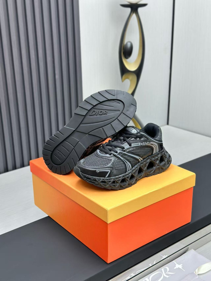D10R B35 Sneaker