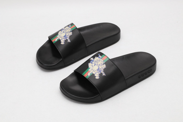 Gu66 SLIPPERS