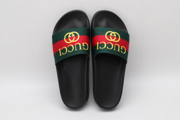 Gu66 SLIPPERS