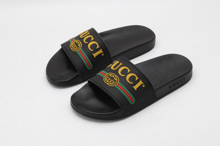 Gu66 SLIPPERS