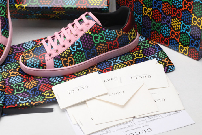 Gu66 Ace Embroidered Low-Top Sneaker 610085 H2020 1115