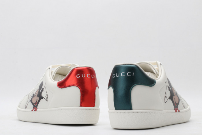 Disney & Gu66