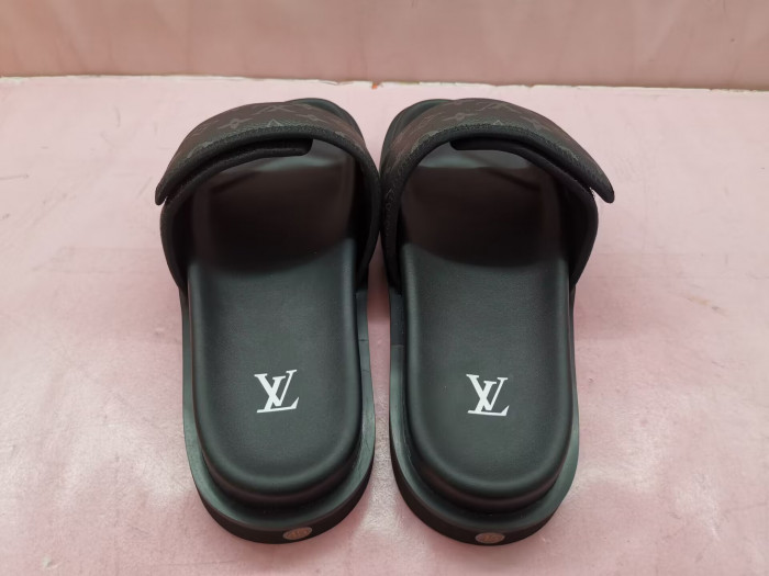 Lou1su1tt slides