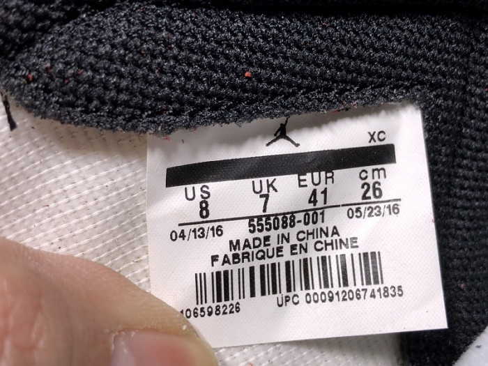 Air Jordan 1 Retro High OG Banned Bred Black Red 555088 001