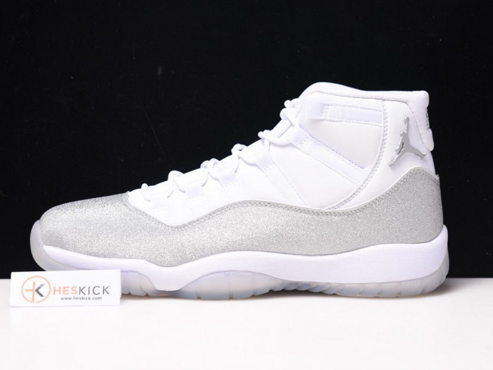 Air Jordan 11 WMNS White Metallic SilverVast Grey AR0715-100