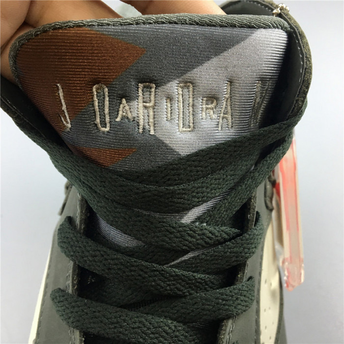PATTA X AIR JORDAN 7 “ICICLE” AT3375-100