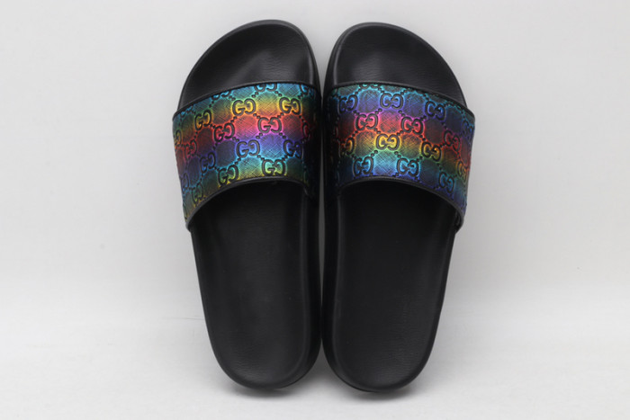Gu66 SLIPPERS