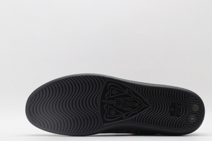 Gu66 Ace Embroidered Low-Top Sneaker 610085 H2020 1110