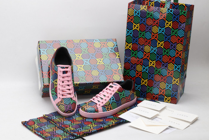 Gu66 Ace Embroidered Low-Top Sneaker 610085 H2020 1115