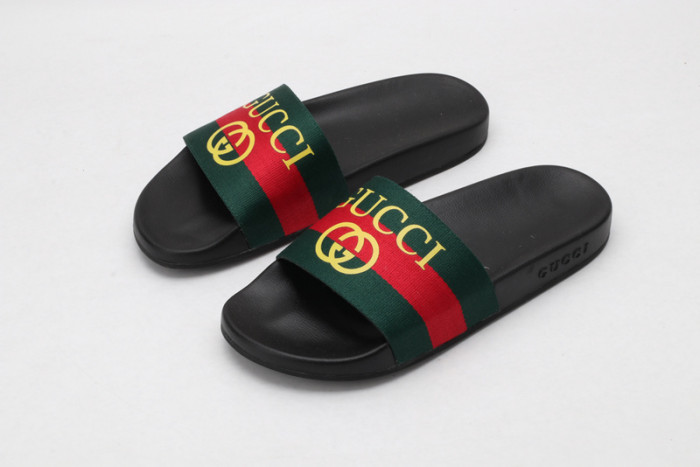 Gu66 SLIPPERS