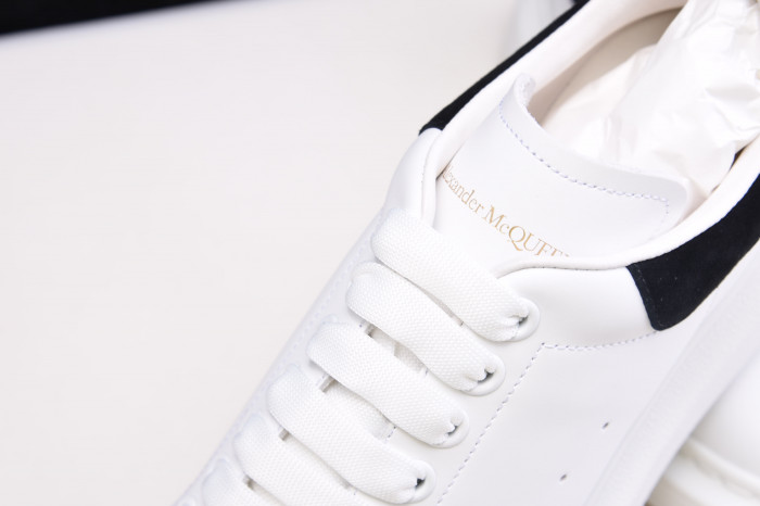 MQ Sneakers