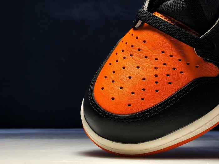 Jordan 1 Retro Shattered Backboard 555088-005