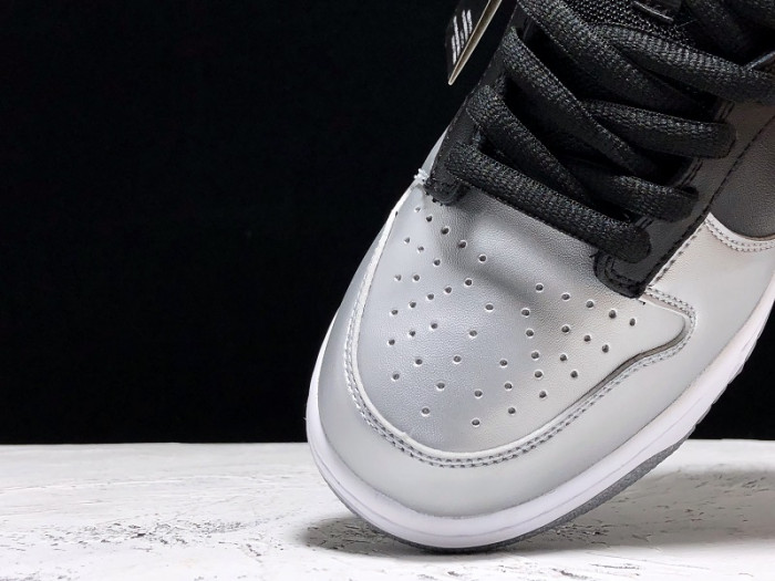 S*p*e x nike sb dunk low silver black ck3480-001