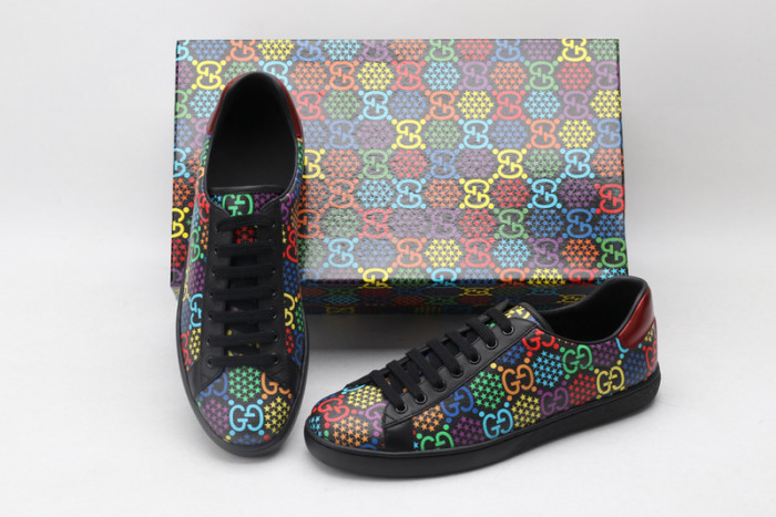 Gu66 Ace Embroidered Low-Top Sneaker 610085 H2020 1110