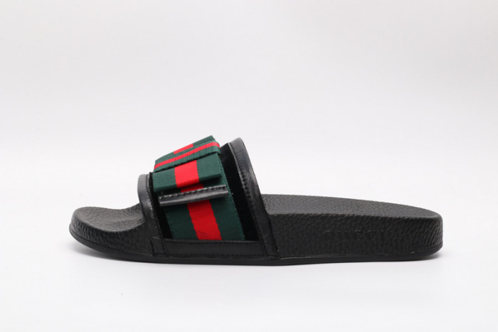 Gu66 SLIPPERS