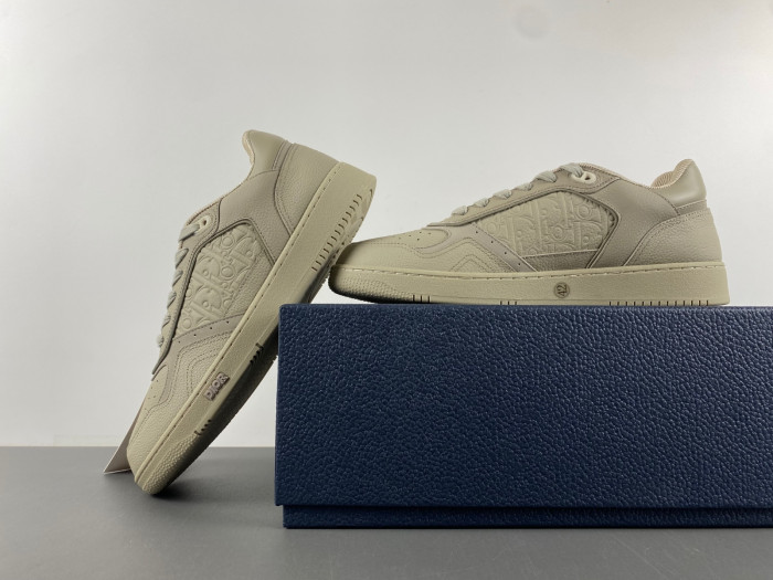 D10R B27 Sneaker