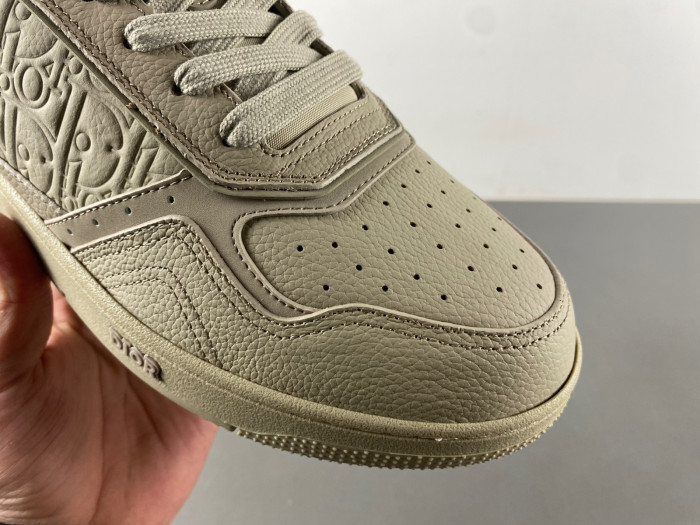 D10R B27 Sneaker