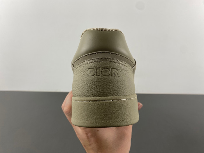 D10R B27 Sneaker