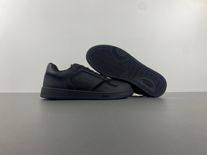 D10R B27 Sneaker