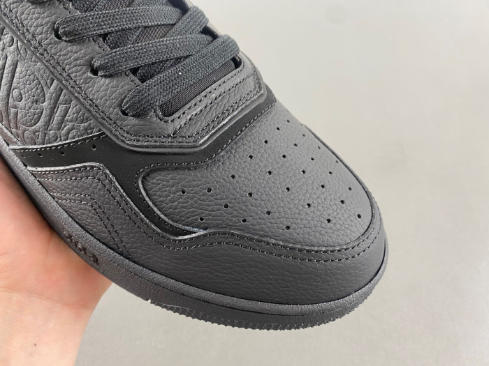 D10R B27 Sneaker