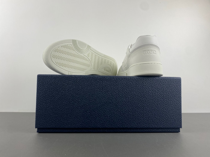 D10R B27 Sneaker