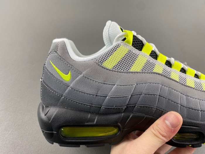 Nike Air Max 95 OG Neon | CT1689-001