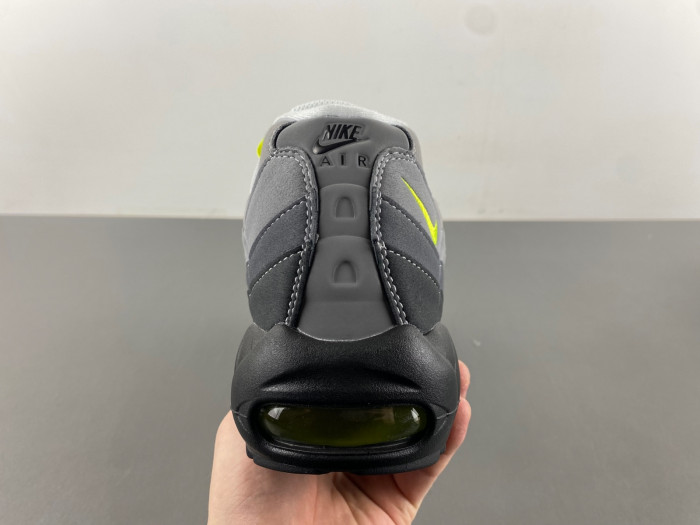 Nike Air Max 95 OG Neon | CT1689-001