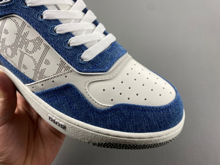D10R B27 Sneaker