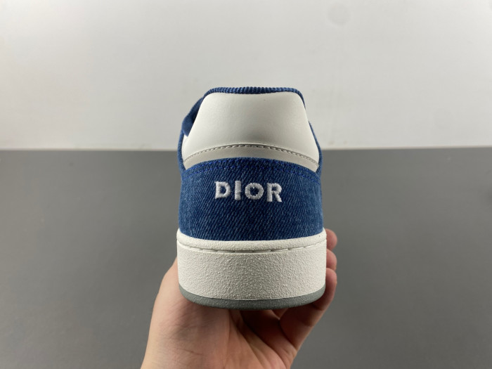 D10R B27 Sneaker