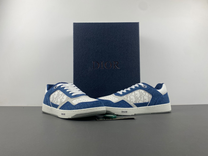 D10R B27 Sneaker