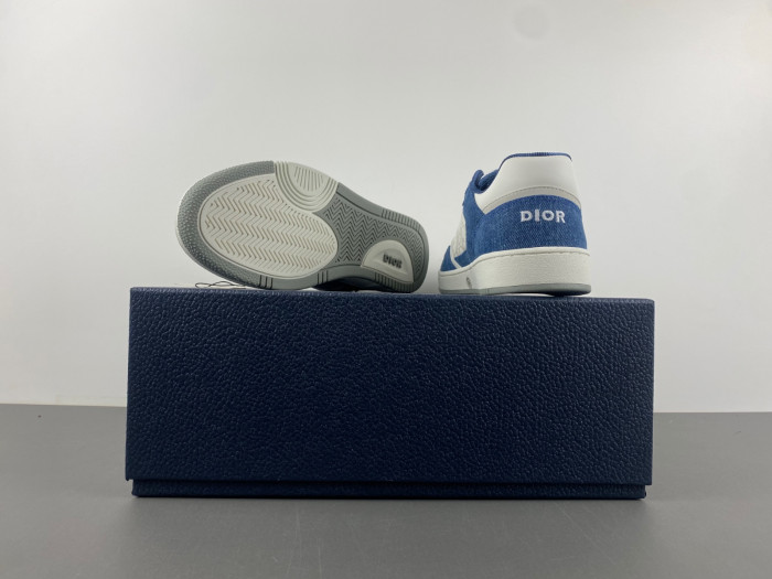D10R B27 Sneaker