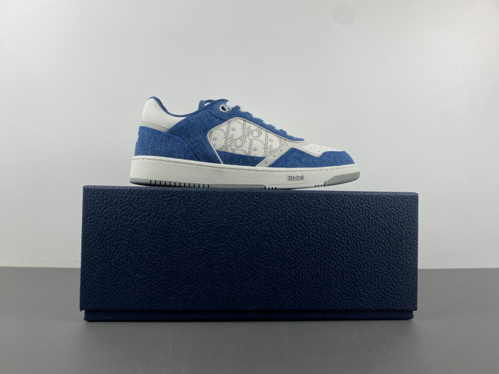 D10R B27 Sneaker