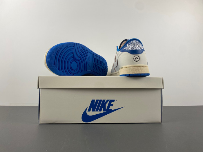 Travis Scott x Fragment x Air Jordan 1 Low OG DM7866-104