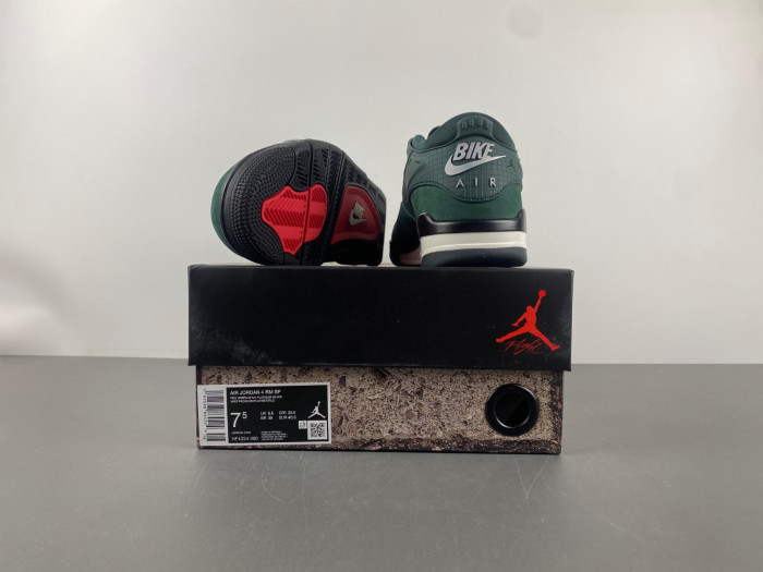 Air Jordan 4 RM SP Nigel Sylvester Grandma