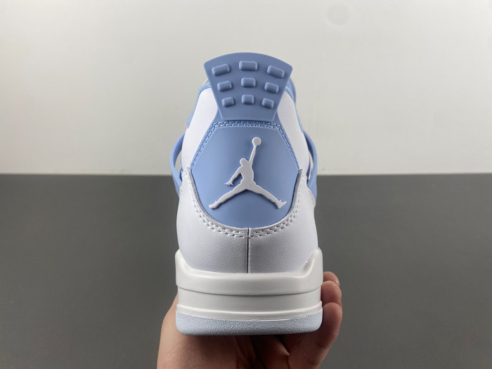 Air Jordan 4 Retro Women