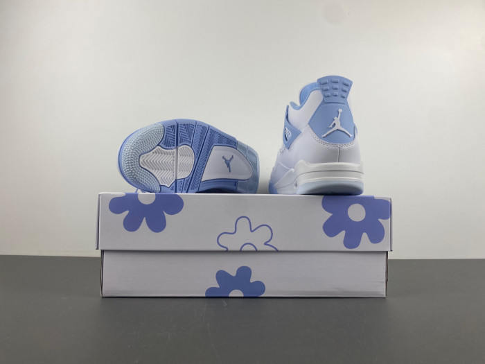 Air Jordan 4 Retro Women